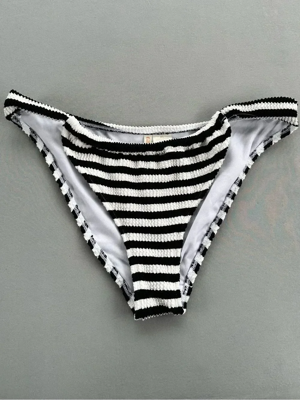 🎉5 for $45🎉 Gianni bini swim bottom bikini size XL black white